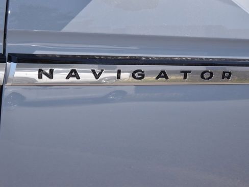 New 2025 Lincoln Navigator Reserve image 45