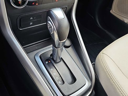 Used 2018 Ford EcoSport Titanium image 16