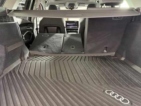 Used 2025 Audi Q5 Premium Plus w/ Premium Plus AWD/4WD image 14