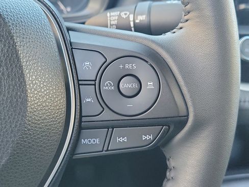 Used 2024 Toyota Corolla SE image 28