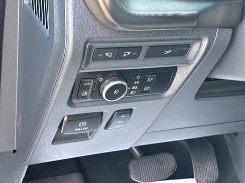 Used 2024 Ford F150 Lariat w/ Equipment Group 502A High AWD/4WD image 28