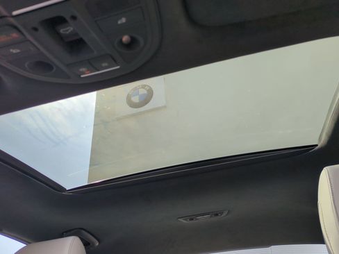 Used 2023 Genesis G70 3.3T image 28