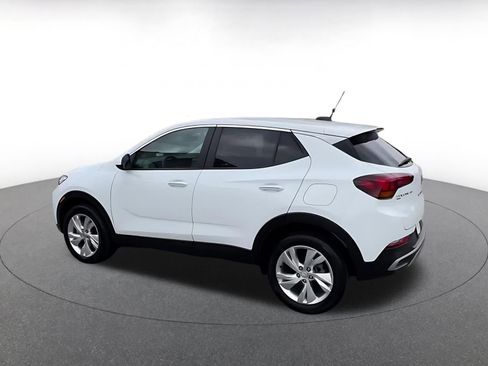 Used 2025 Buick Encore GX Preferred AWD/4WD image 4
