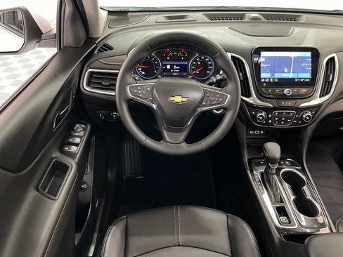 Certified 2024 Chevrolet Equinox Premier image 25