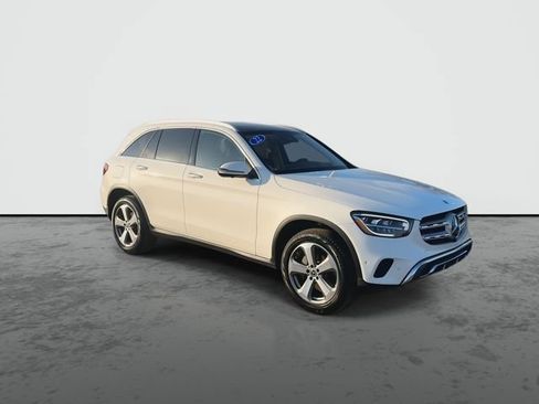 Used 2022 Mercedes-Benz GLC 300 4MATIC image 2