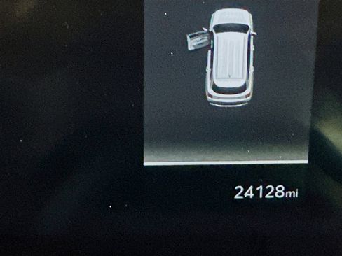 Used 2024 Kia Sorento S image 19