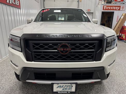 Used 2022 Nissan Frontier PRO-4X image 16
