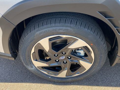 Used 2025 Subaru Crosstrek 2.5i Limited w/ Crosstrek Mirror Package image 10