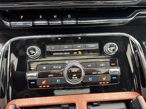 Used 2019 Lincoln Navigator L Reserve image 25