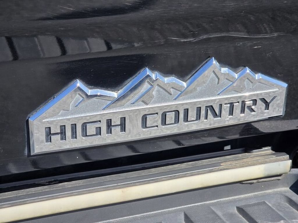 Used 2019 Chevrolet Silverado 2500 High Country w/ Duramax Plus Package AWD/4WD image 9