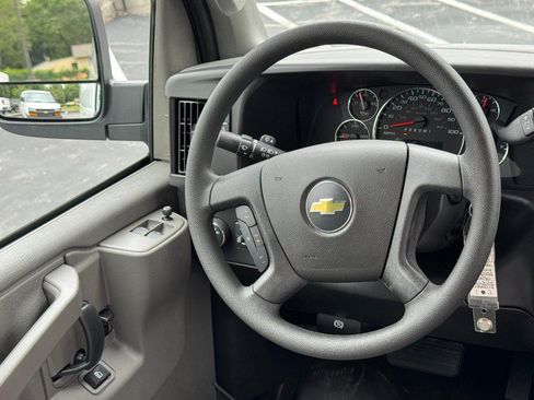 New 2026 Chevrolet Express 2500 w/ Driver Convenience Package RWD image 30