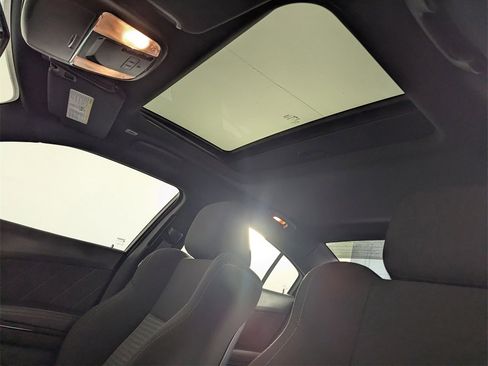 Used 2023 Dodge Charger R/T w/ Blacktop Package image 28