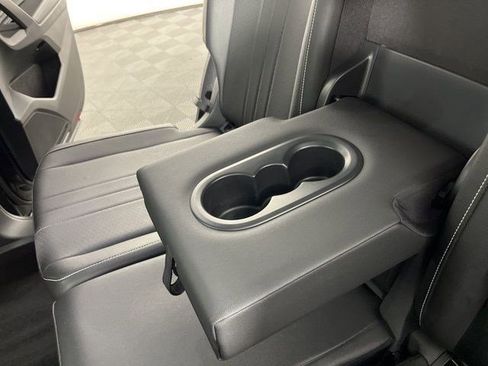Used 2023 Volkswagen Tiguan SE image 41