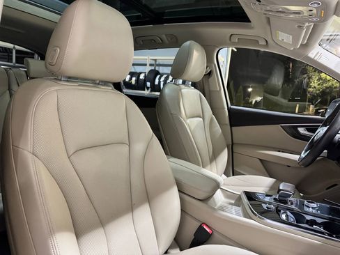 Used 2018 Audi Q7 3.0T Prestige w/ Prestige Package image 31