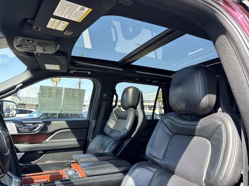 Used 2021 Lincoln Navigator Reserve w/ Luxury Package AWD/4WD image 22