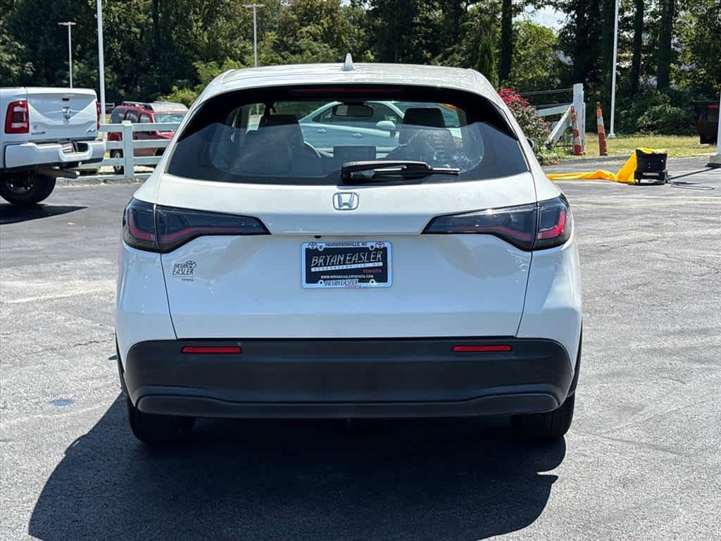 Used 2023 Honda HR-V LX image 29