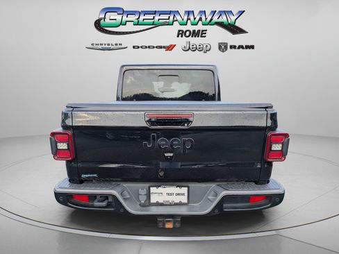 Used 2021 Jeep Gladiator Overland AWD/4WD image 6