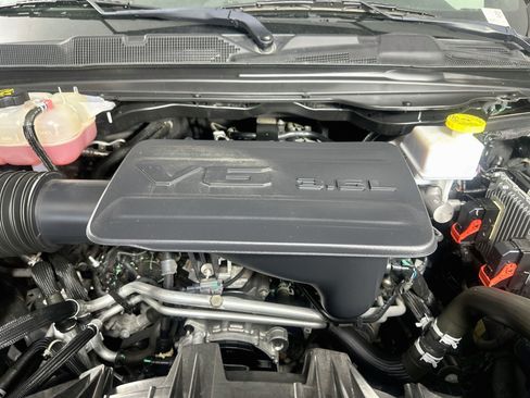 Used 2023 RAM 1500 Big Horn AWD/4WD image 33