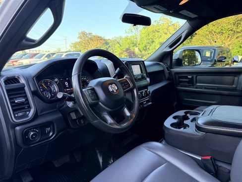 Used 2022 RAM 2500 Tradesman w/ Chrome Appearance Group AWD/4WD image 27