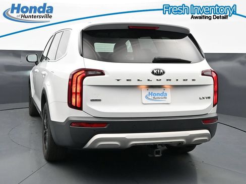 Used 2020 Kia Telluride LX AWD/4WD image 7