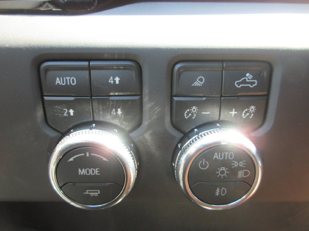 New 2026 GMC Sierra 1500 AT4 w/ AT4 Premium Package AWD/4WD image 19