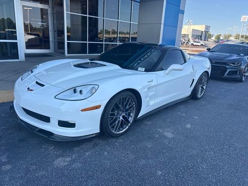 Used 2010 Chevrolet Corvette ZR1 RWD image 8