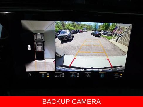 Used 2023 GMC Sierra 1500 AT4 w/ AT4 Preferred Package AWD/4WD image 16
