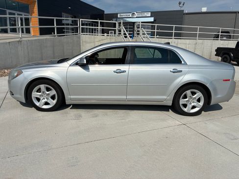 Used 2012 Chevrolet Malibu LT w/ Sunroof Package FWD image 2