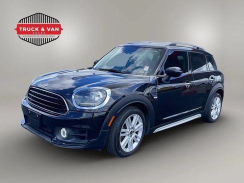 Used 2020 MINI Cooper Countryman FWD image 1