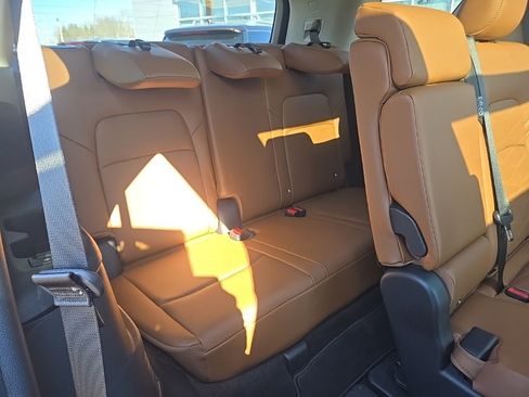 Certified 2024 Nissan Pathfinder Platinum w/ Cargo Package image 34