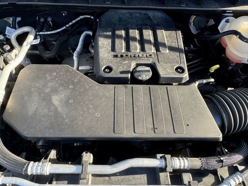 Used 2022 Chevrolet Silverado 1500 Custom image 35