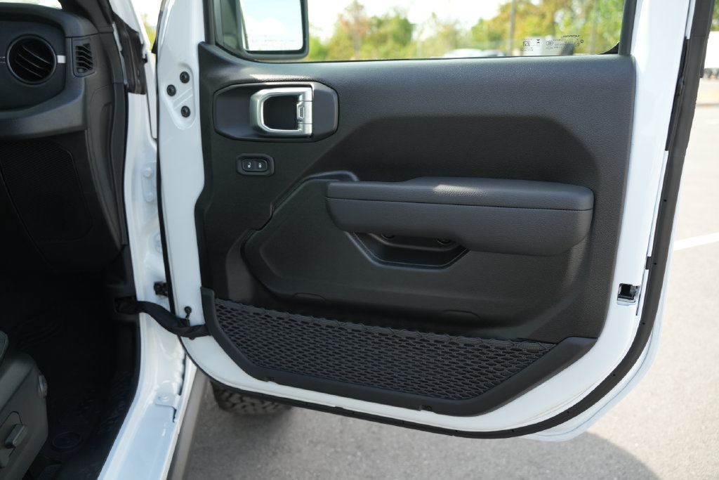 New 2027 Jeep Wrangler Unlimited Rubicon 392 AWD/4WD image 19