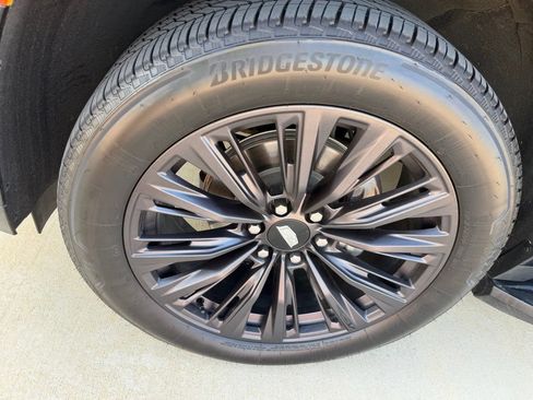 Used 2023 Cadillac Escalade Premium Luxury w/ LPO, Floor Liner Package RWD image 10