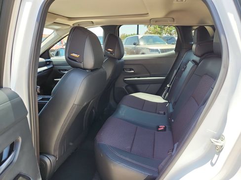 Used 2026 Nissan Kicks SR w/ SR Premium Package FWD image 13