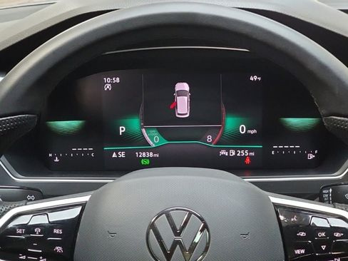 Used 2024 Volkswagen Tiguan SE R-Line image 20