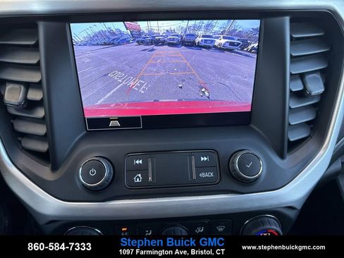 Used 2023 GMC Acadia SLT image 22