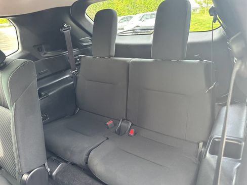 Used 2022 Mitsubishi Outlander ES AWD/4WD image 36