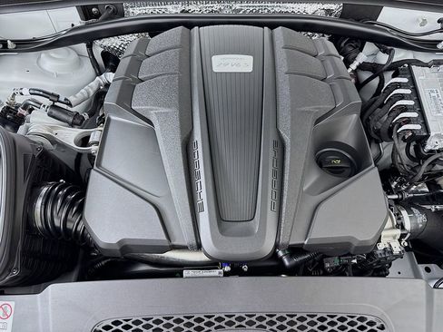 New 2026 Porsche Macan S image 32