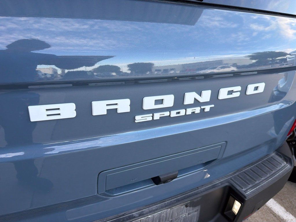 Used 2024 Ford Bronco Sport Outer Banks w/ Tech Package AWD/4WD image 10