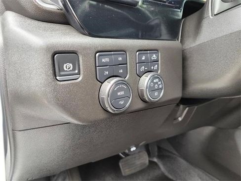 Certified 2025 Chevrolet Silverado 2500 LTZ w/ LTZ Convenience Package image 22