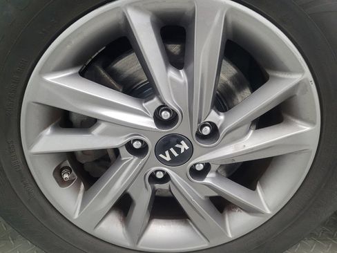 Used 2020 Kia Optima LX image 31