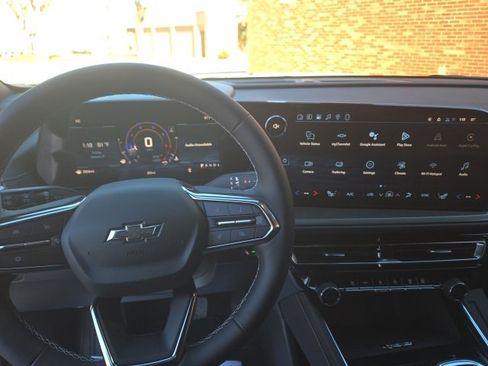 New 2026 Chevrolet Traverse LT w/ Midnight/Sport Edition image 13