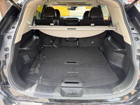 Used 2020 Nissan Rogue SL w/ Premium Package FWD image 13