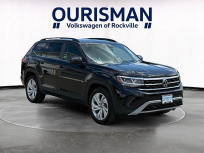 Used 2023 Volkswagen Atlas SE w/ Panoramic Sunroof Package
