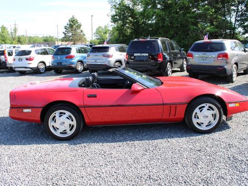 Used 1989 Chevrolet Corvette Convertible RWD image 6