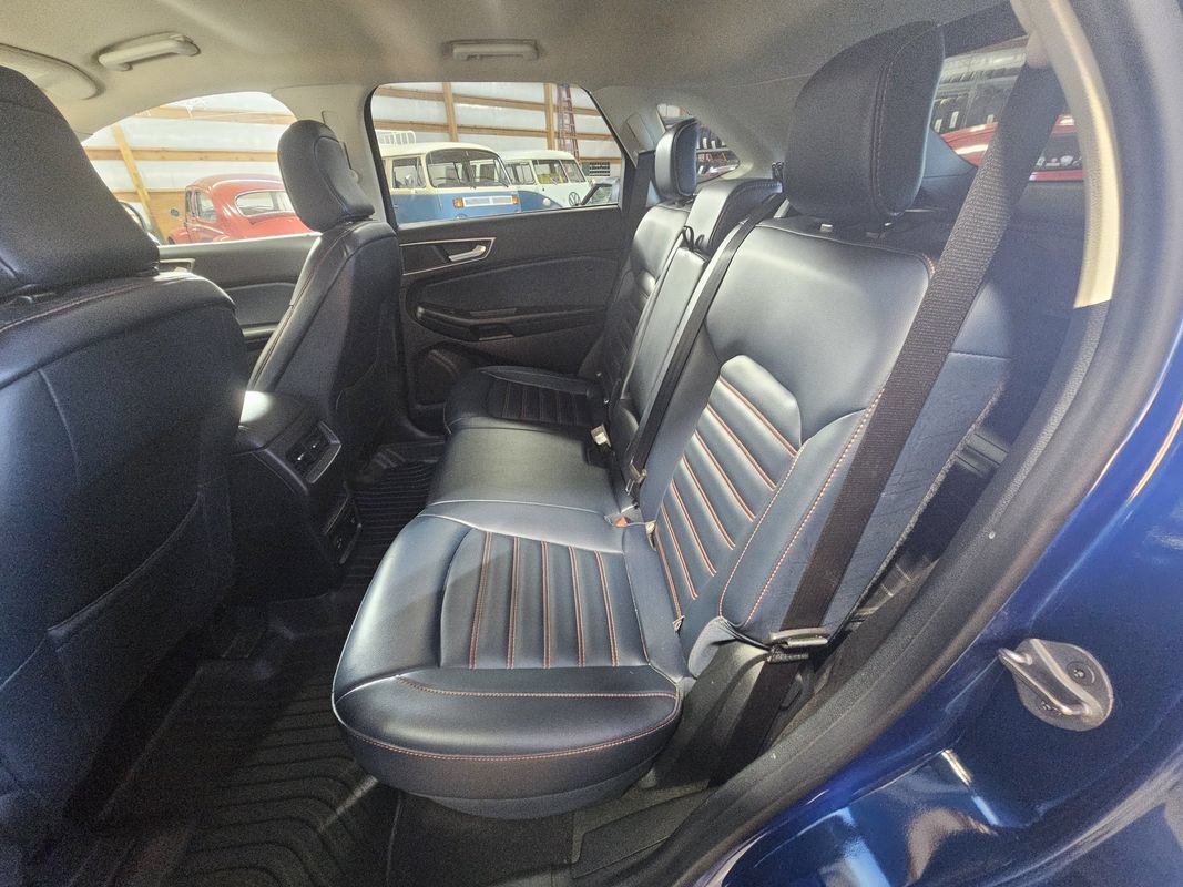 Used 2022 Ford Edge SEL w/ Sport Appearance Package AWD/4WD image 12