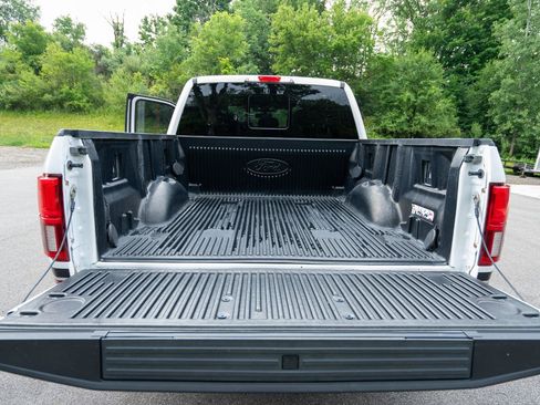 Used 2019 Ford F150 Lariat w/ Equipment Group 502A Luxury AWD/4WD image 34