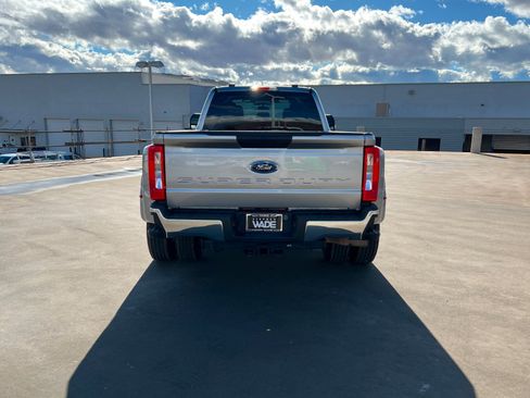 Used 2024 Ford F350 XLT image 4