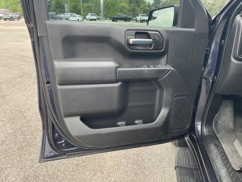 Used 2022 Chevrolet Silverado 1500 Custom image 12