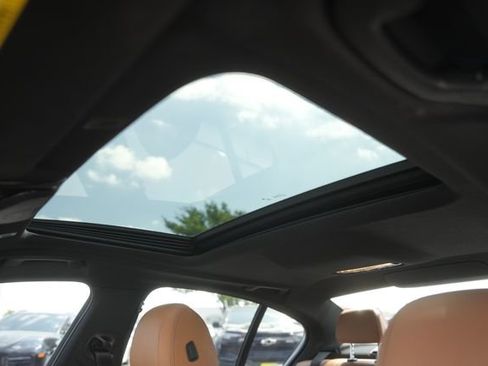 Used 2020 BMW 540i w/ M Sport Package image 11